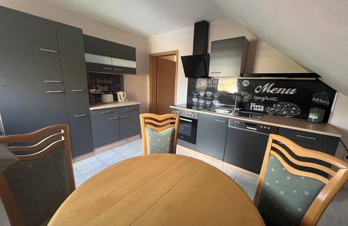 Hainichen Apartment | Ferienwohnung im Grünen