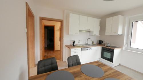 Tieschen Apartment | Ferienwohnung Königsberg