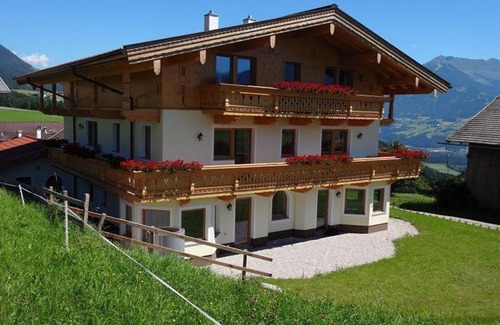 Terfens Apartment | Ferienwohnung Karwendelblick - Nockhof
