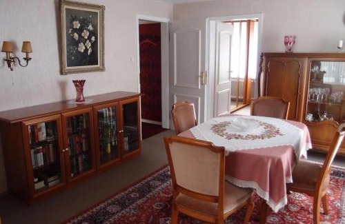 Weinheim Apartment | Ferienwohnung Mand