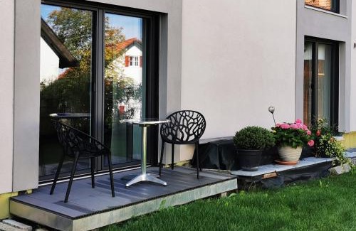 Penzing Apartment | Ferienwohnung MIA-LENA