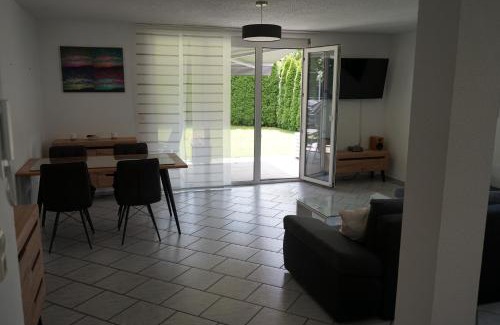 Igelsloch Apartment | Ferienwohnung mit gemütlicher Terrasse im Nordschwarzwald