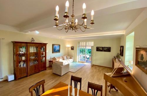Loschwitz Apartment | Ferienwohnung Natur und Kunst