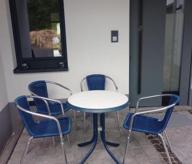 Poppenhausen Apartment | Ferienwohnung Omas Rhön-Garten