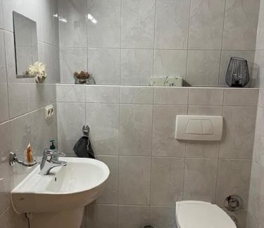 Kaltennordheim Apartment | Ferienwohnung RhönPanorama EG