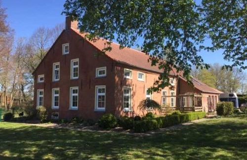 Bunde House | Ferienwohnung Roessing 25194