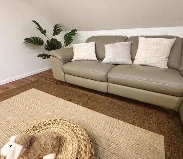 Wolfsbach Apartment | Ferienwohnung Samy Sommeraktion 2025
