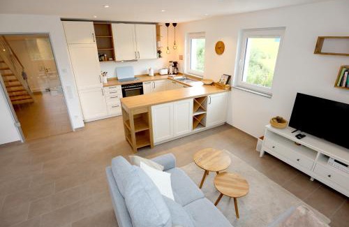 Schoenwald Apartment | Ferienwohnung Schönwaldblick - 2 große Balkone mit traumhafter Sicht - barrierefrei - Mein SWH