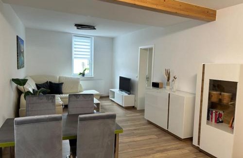 Eisfeld Apartment | Ferienwohnung Schwalbennest