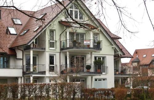 Nonnenhorn Apartment | Ferienwohnung Seeblick - exklusive Wohnung in erster Reihe mit Balkon und Seeblick