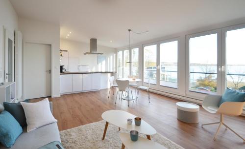 Gross Wittensee Apartment | Ferienwohnung Seepanorama