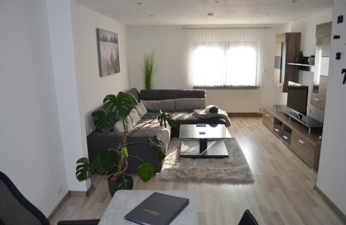 Contwig Apartment | Ferienwohnung Stambach
