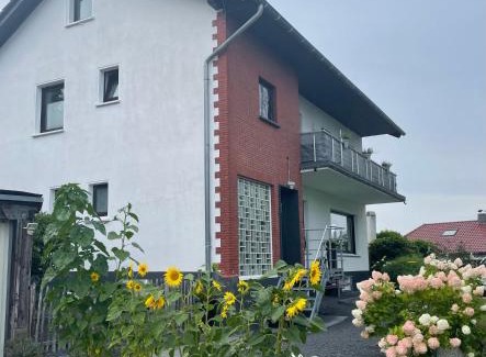 Kuerten Apartment | Ferienwohnung und Monteurwohnung Matthies Nähe Köln 30km