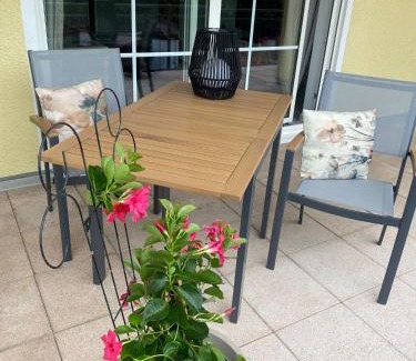 Scheidt Apartment | Ferienwohnung Waldblick