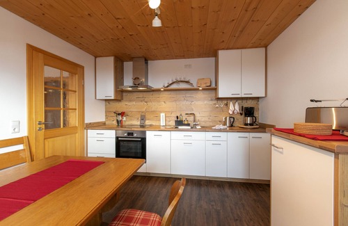 Wackersberg Condo | Ferienwohnung Zum" Hecher Klausi"