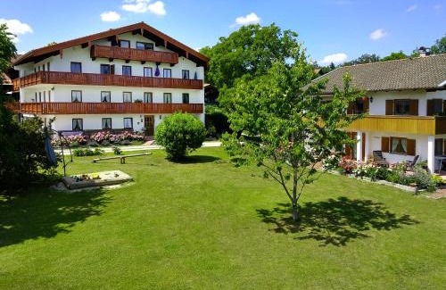 Gstadt am Chiemsee Apartment | Ferienwohnungen Loisenhof