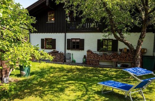 Prien am Chiemsee Apartment | Ferienwohnungen Hötzelsperger