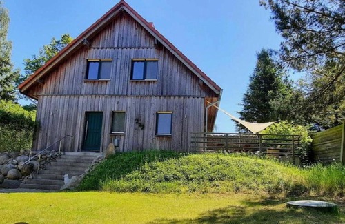 Muritz Apartment | Ferienwohnungen im Haus Waldstück