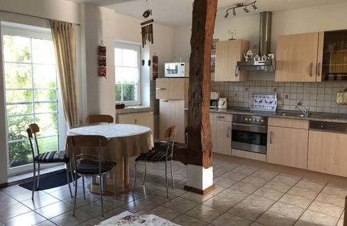 Kommern Apartment | Ferienwohung mit Eigener Terrasse und Herrlichem Ausblick