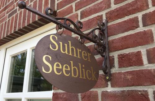Ploen House | Ferienzimmer Suhrer Seeblick