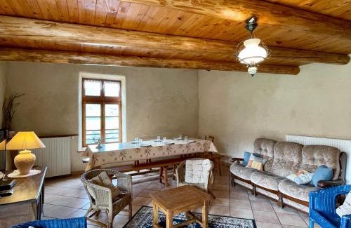 Saint-Ilpize House | Ferme rénovée, 3 chambres, cheminée - FR-1-582-207