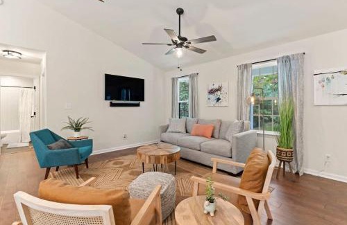 Cobham House | Fern Cottage - Family Home