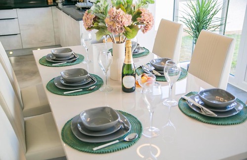 Kingswells House | Fern Place Villa - Grampian Lettings Ltd