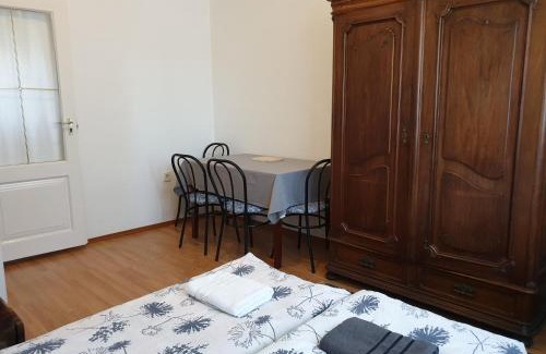 Fertod House | Fertődi Kúria Vendégház