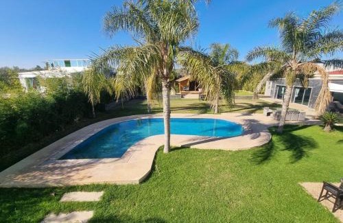 Aghbalou Aqorar Villa | Fes Villa with Pool - Serene Oasis Retreat - Fez