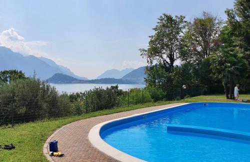 Menaggio Apartment | Few steps to the heart of Menaggio, swimming pool, breathtaking view