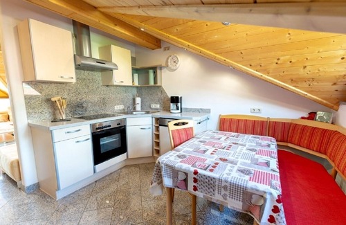 Nammering Apartment | FeWo 1 | 4-Sterne FeWo mit 100qm für bis zu 9 Personen
