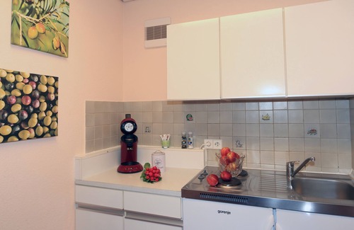 Bad Urach Apartment | Fewo Burgblick, 30qm, 1 Schlafraum, max. 2 Personen
