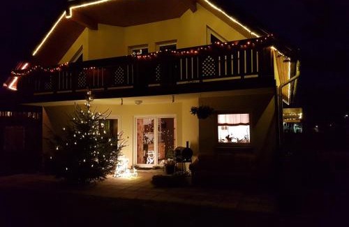 Oberhavel Apartment | FeWo Hohen Neuendorf bei Berlin mit Sauna und Fuß-SPA