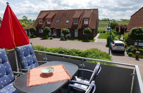 Harlesiel Apartment | FeWo Mara (OG) - 1000m vom Nordseestrand Harlesiel