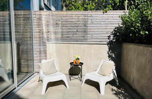 Leonberg Apartment | FeWo Silberberg im Loftstil mit Terrasse