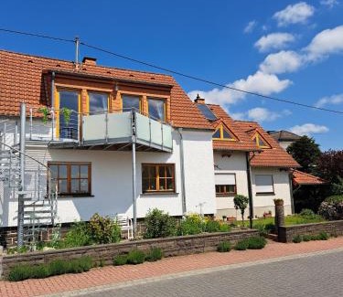 Obermendig Apartment | Fewo ,Sonnenstübchen,