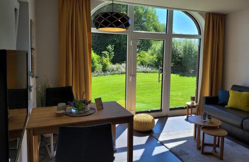 Schwanewede Apartment | FEWO Wiesenschlummerland Harriersand