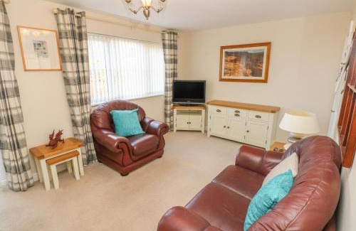 Porthyrhyd House | Ffau'r Ddraig