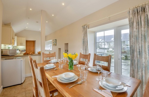 Holyhead House | FFerm Yr Efail - Three Bedroom House, Sleeps 6