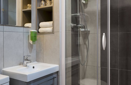 Sud Loire Hotel | FH CONFORT ARENA
