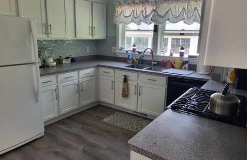 Falmouth Heights House | FHOGAN: Falmouth Heights 5 bedrooms and 2 full baths with distant water views