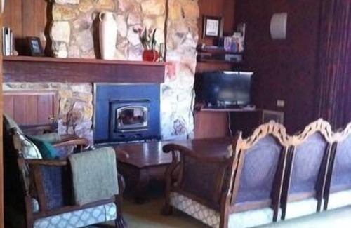 Anglers Reach Cabin | Fibbers Lodge Fish and Ski Retreat