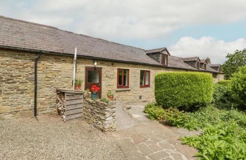 Mortimers Cross House | Fieldfare