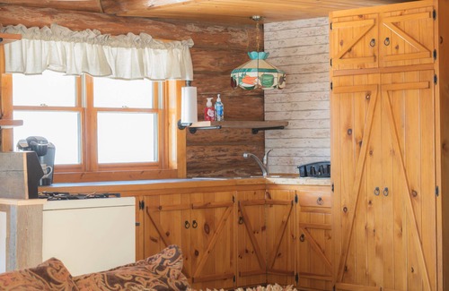 Salamanca Cabin | Fieldview - a Rustic Retreat Near Ellicottville!