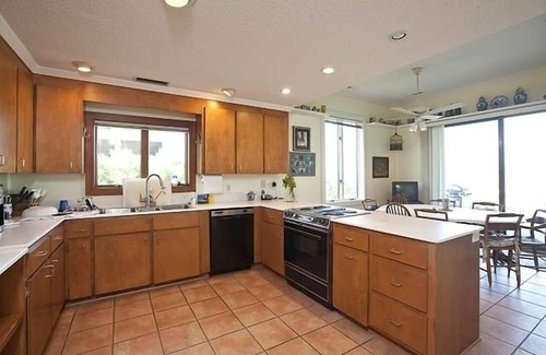 Wilmington House | Figure Eight Island/Gorgeous Sunsets Overlooking Sound With Deep Water Dock