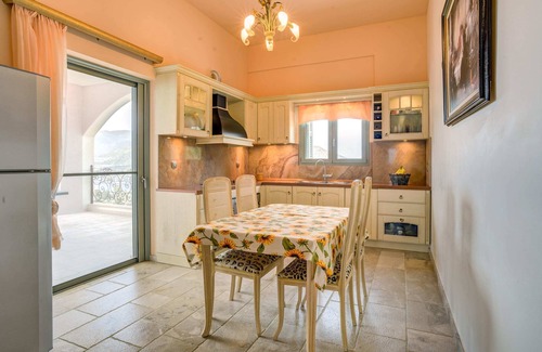 Troizinia House | Filistron Seaview Bliss - Coastal Charm Hideaway