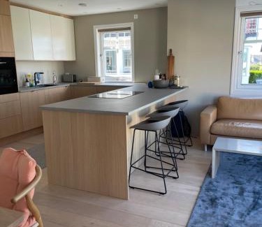Stavanger Villa | Fin og praktisk bolig til leie for ONS