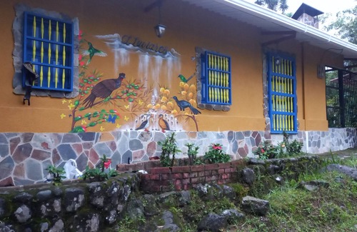 Alegrias Cottage | FINCA LLUVIARES Nature Reserve, a place to walk with the sound of the river