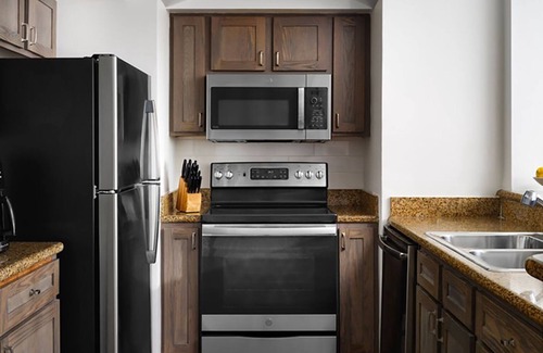 Palm Beach Shores Resort | π
π’π§ππ’π§π πππ’π₯π’-Beachfront Fun@Ocean Pointe Resort+Amenities,3BR Villa