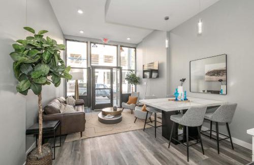 Over-the-Rhine Apartment | Findlay Market Suites - 6 in 1